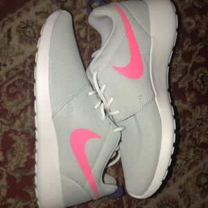 Brand New Nike Roshe